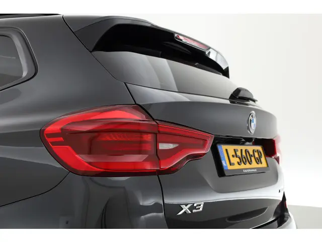BMW X3 xDrive20i M Sport 2020 Benzine 32