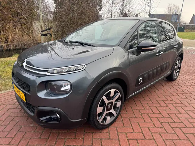 Citroën C3 1.2 PureTech Shine 45.000 KM 2017 Benzine 2