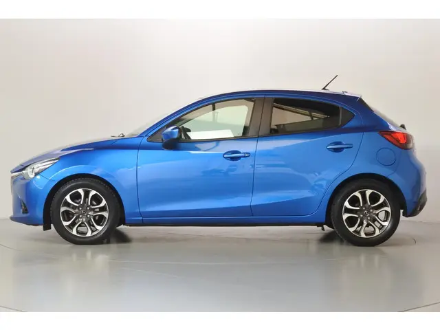 Mazda 2 1.5 115pk 6 bak GT-M 2015 Benzine 13