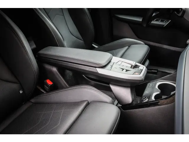 BMW X1 sDrive18i 2022 Benzine 14