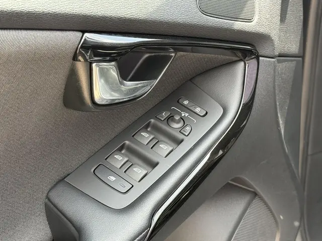 Volvo V40 1.5 T3 Dynamic Edition 2018 Benzine 16