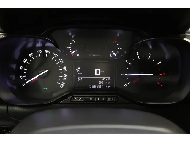 Citroën C3 1.2 PureTech S&S Feel Edition 2019 Benzine 27