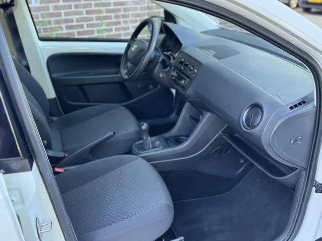 SEAT Mii 1.0 Reference 2018 Benzine 9