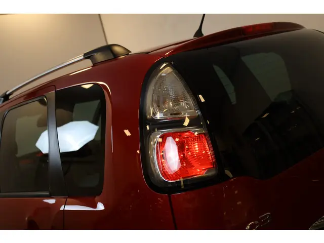 Citroën C3 Picasso PT 110 Feel Edition 2016 Benzine 12