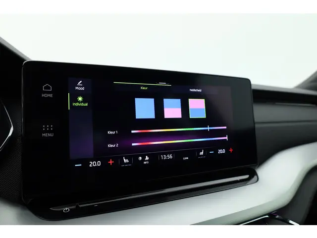 Škoda Octavia Combi 2.0 TDI 2024 Diesel 18