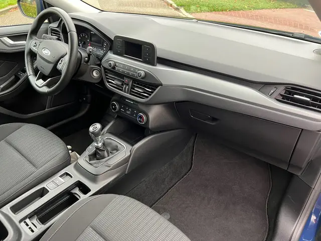 Ford Focus Wagon 1.0 EcoBoost Trend Edition 2020 Benzine 9