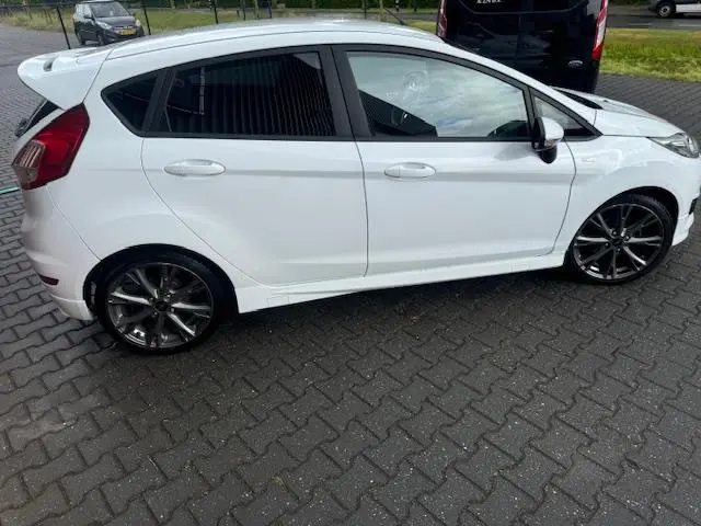 Ford Fiesta 1.0 EcoBoost ST-Line 2016 Benzine 6