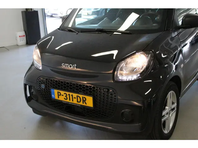 Smart Fortwo EQ Essential 18 kWh 2022 Elektrisch 14