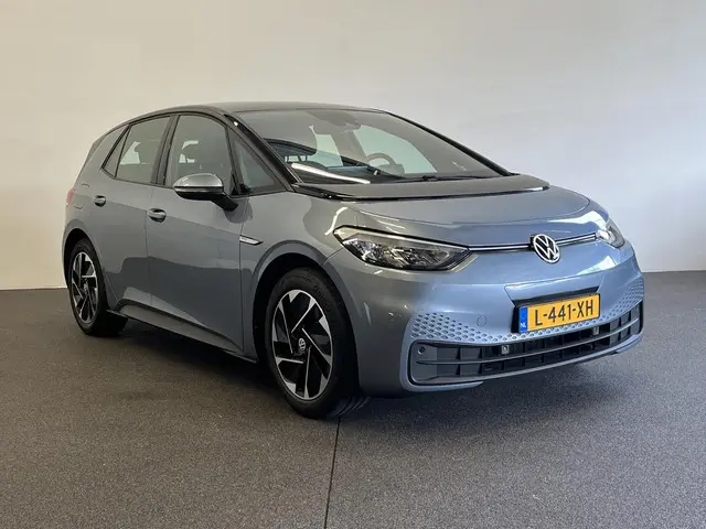Volkswagen ID.3 3