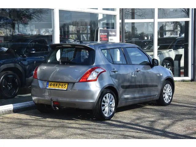 Suzuki Swift 1.2 Bandit EASSS 2013 Benzine 14