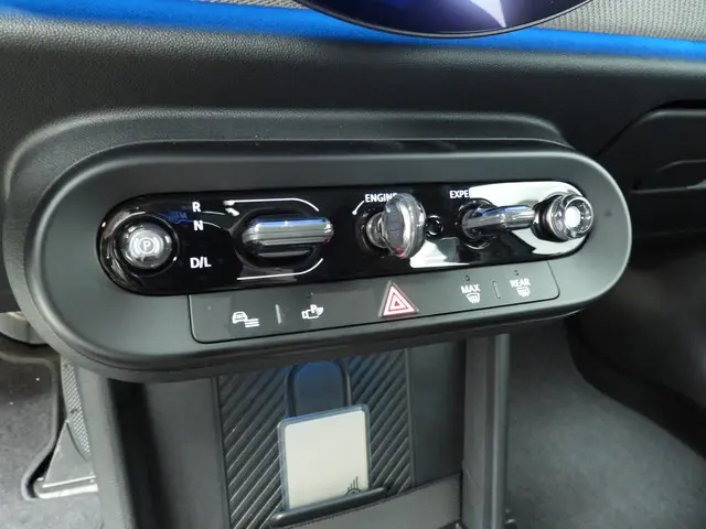 MINI 5-Deurs Cooper C 2025 Benzine 14