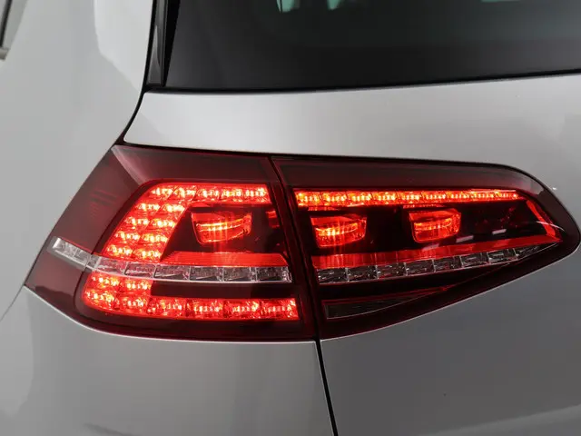 Volkswagen Golf 1.4 TSI 122 PK CUP EDITION 2014 Benzine 16