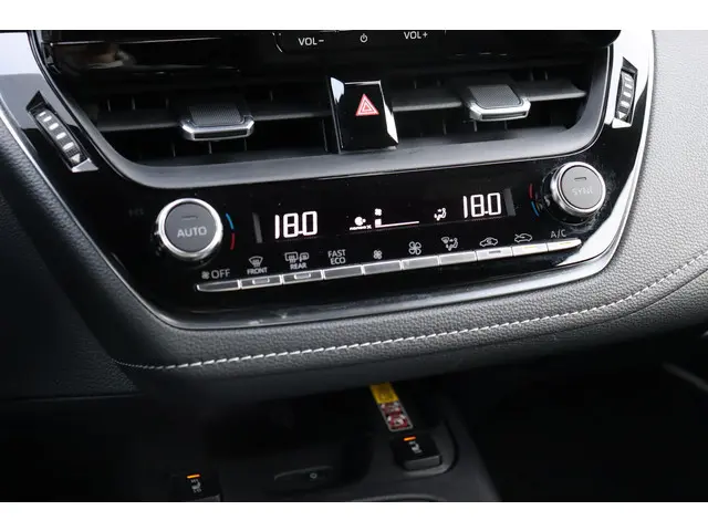 Toyota Corolla Hybrid 140 Dynamic 2024 Hybride Benzine 23