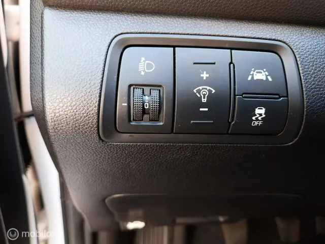 Hyundai i20 1.0 T-GDI Black Edition 2018 Benzine 12
