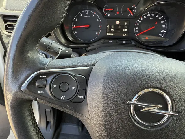 Opel Combo 1.5D130PK L2H1 Edition 2021 Diesel 28
