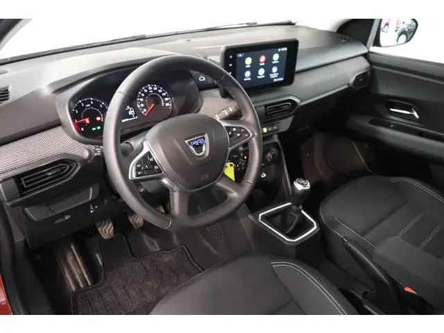 Dacia Jogger 1.0 TCe Comfort 5p. 2022 Benzine 14