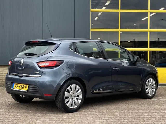 Renault Clio 1.5 dCi Ecoleader Intens 2017 Diesel 3