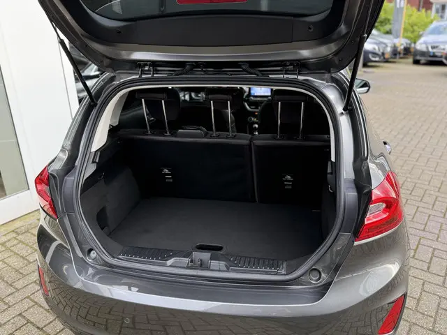 Ford Fiesta 1.0 EcoBoost Vignale 2018 Benzine 34
