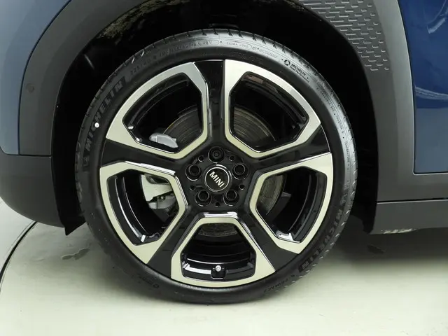 MINI Aceman SE 2025 Elektrisch 37