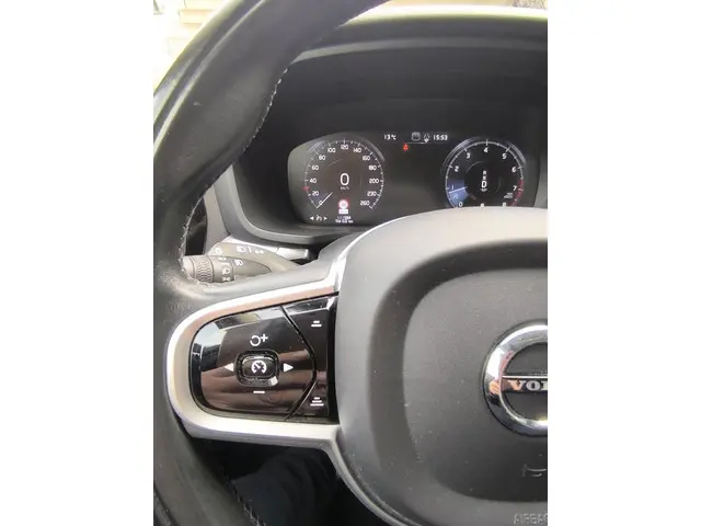 Volvo V60 2.0 B3 Momentum 2021 Hybride Benzine 24