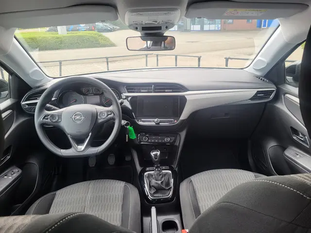 Opel Corsa 1.2 Edition 2022 Benzine 13