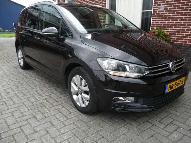 Volkswagen Touran 1.6 TDI SCR Comfortline 7p 2015 Diesel 7