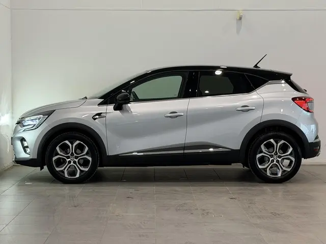 Renault Captur 1.3 TCe 140 EDC Intens 2021 Benzine 14