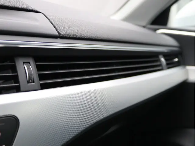 Audi A4 Avant 2.0 TFSI 2016 Benzine 51