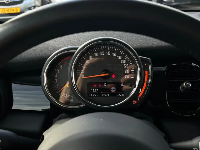 MINI Cooper Mini 1.5 Camden Edition 2023 Benzine 17