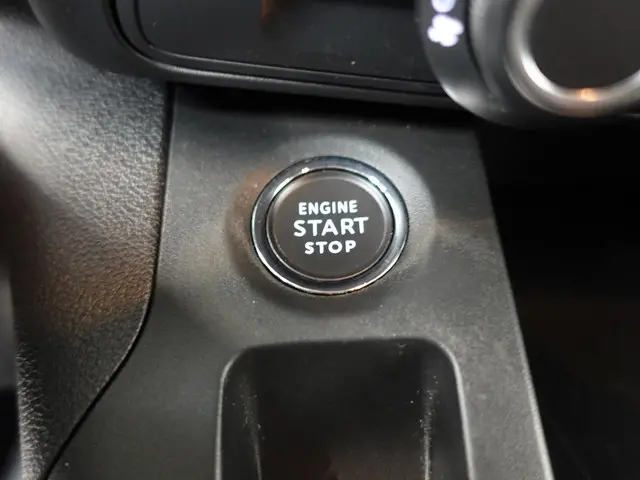 Opel Combo 1.5D L1H1 Edition 2021 Diesel 17