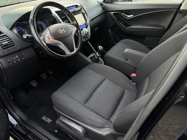 Hyundai ix20 1.4i Go! Camera| Trekhaak 2015 Benzine 14