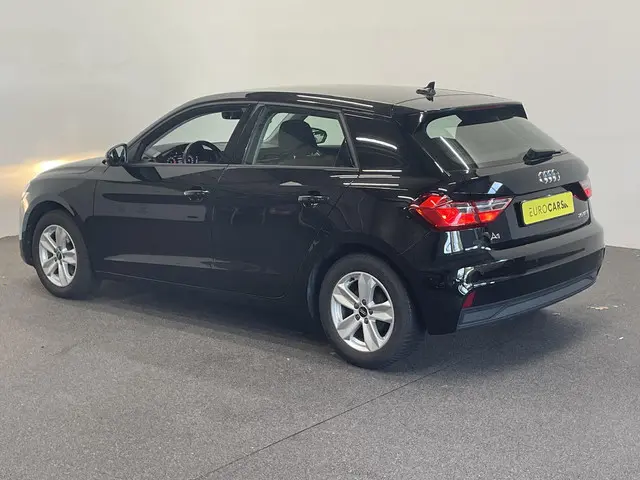 Audi A1 Sportback 1.0 TFSI 95pk AUT NAV 2023 Benzine 11