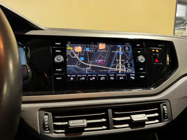 Volkswagen Polo 1.0 TSI Life Business 2019 Benzine 12