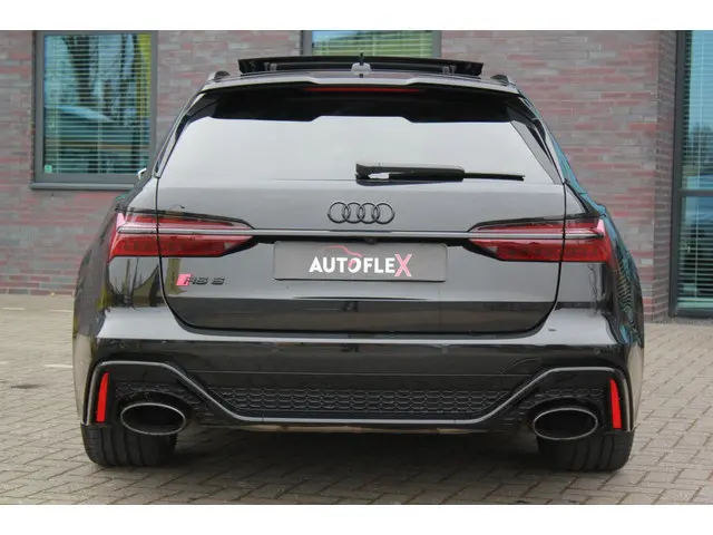 Audi RS6 A6 Avant TFSI quattro 2020 Hybride Benzine 10