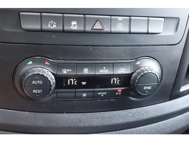 Mercedes-Benz Vito 114 CDI Lang 2017 Diesel 9