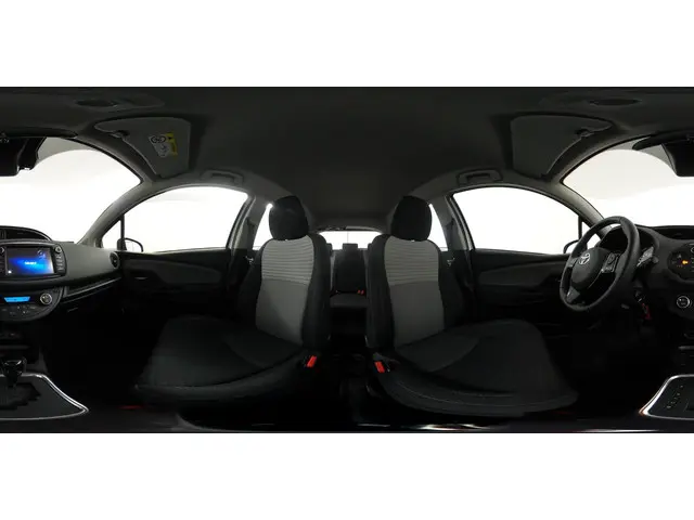 Toyota Yaris 1.5 Hybrid Active 2020 Hybride Benzine 47