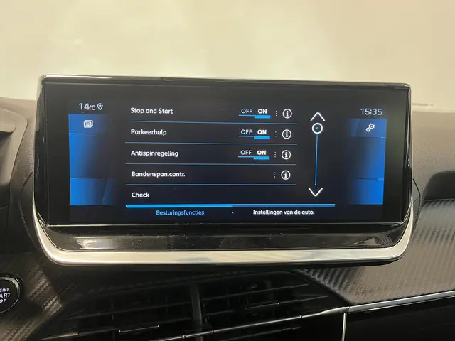 Peugeot 2008 1.2 PureTech 100pk Allure 2020 Benzine 20
