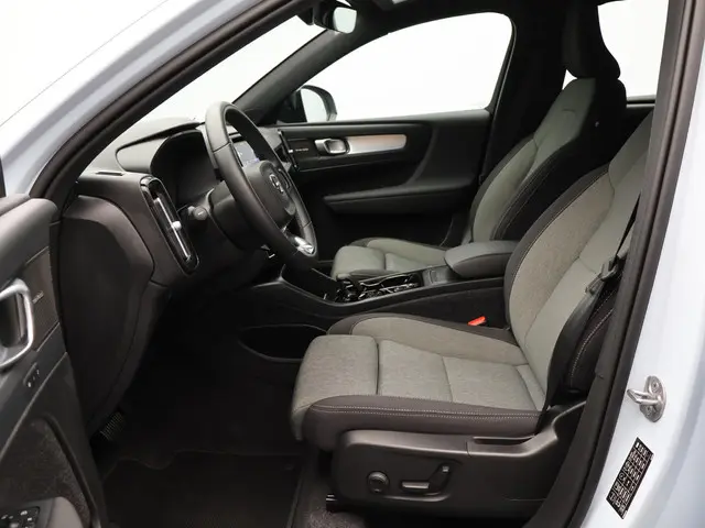 Volvo XC40 2.0 B4 Plus Dark 2024 Benzine 5