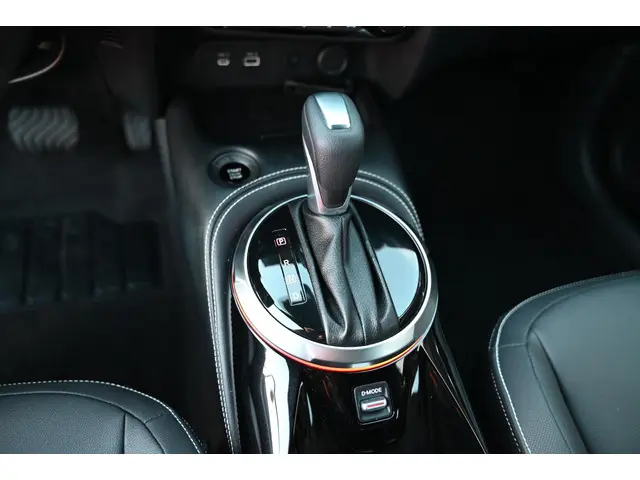 Nissan Juke 1.0 DIG-T Tekna 2025 Benzine 26