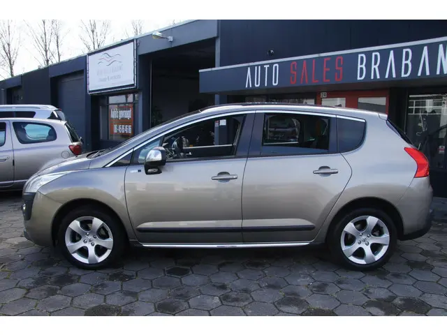 Peugeot 3008 1.6 VTi Style 2013 Benzine 2