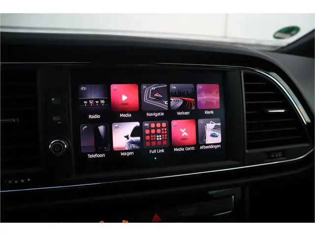 SEAT Leon 1.5 TSI FR Business Intense 2019 Benzine 18