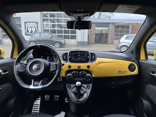 Fiat 500C 1.4 T-Jet Abarth 595 2018 Benzine 13