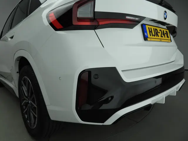 BMW X1 sDrive18i 2024 Benzine 43