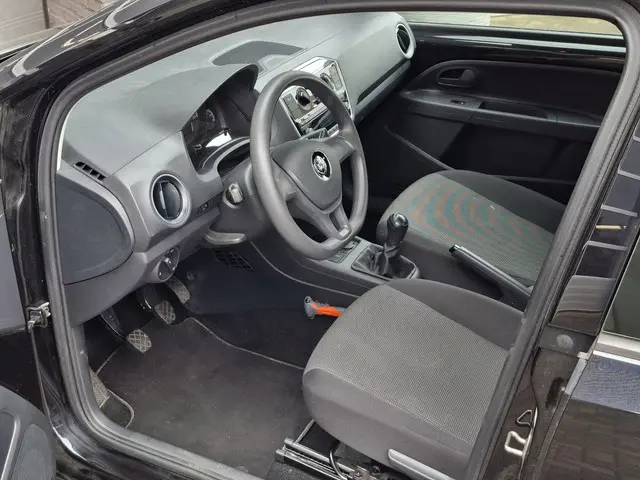 Volkswagen up! 1.0 BMT take up! | Airco 2019 Benzine 7