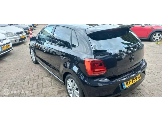 Volkswagen Polo 1.2 TSI Comfortline 2017 Benzine 23