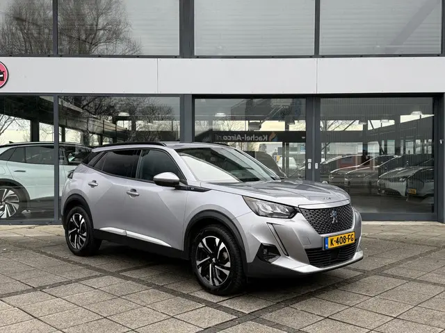 Peugeot e-2008 Aut. EV Allure 50kWh 2020 Elektrisch 2