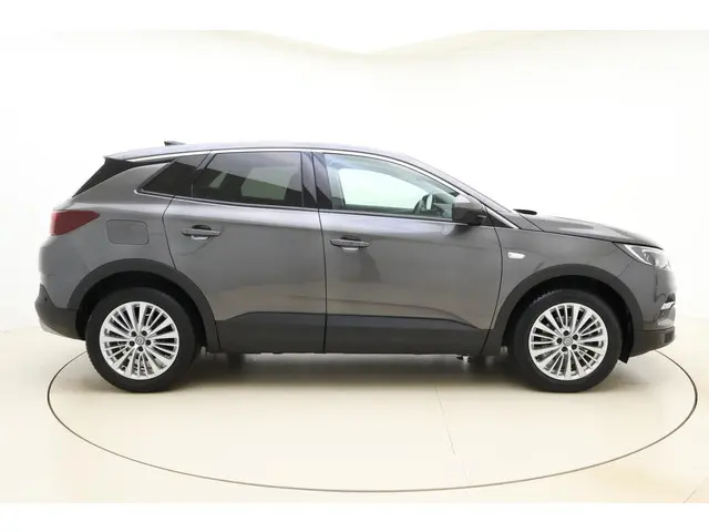 Opel Grandland X 1.2 Turbo Innovation 2019 Benzine 9
