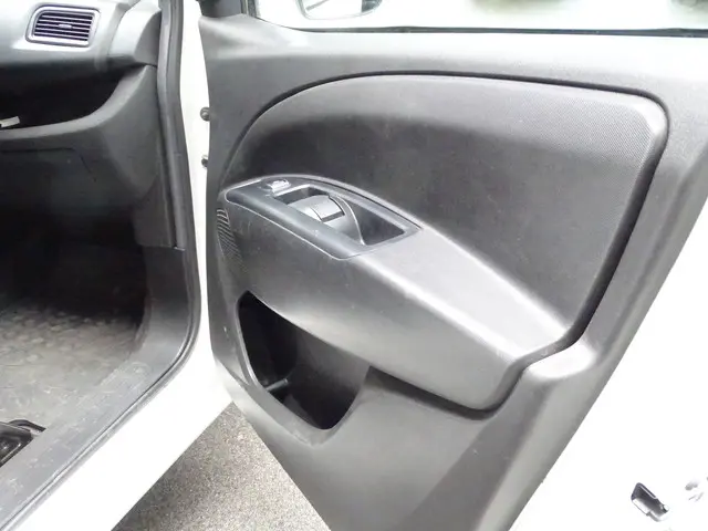 Opel Combo 1.3 CDTi L2H1 Edition 2018 Diesel 20