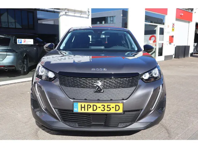 Peugeot 2008 1.2 PT ALLURE 2022 Benzine 29