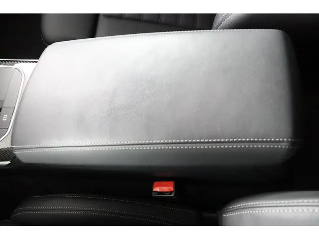 BMW i4 eDrive40 High Executive 84 kWh 2022 Elektrisch 70